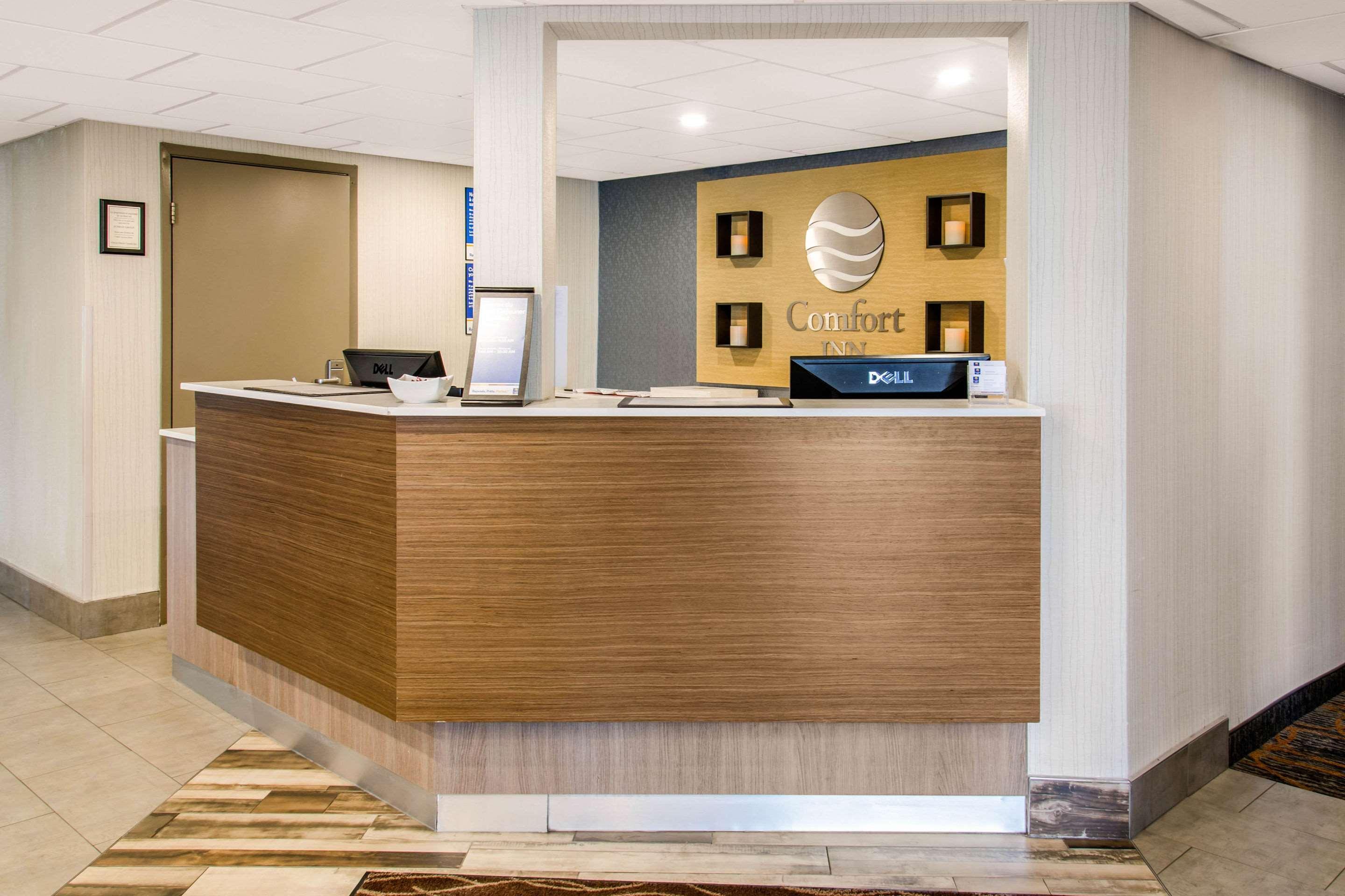 Comfort Inn Aeroport Dorval Dış mekan fotoğraf