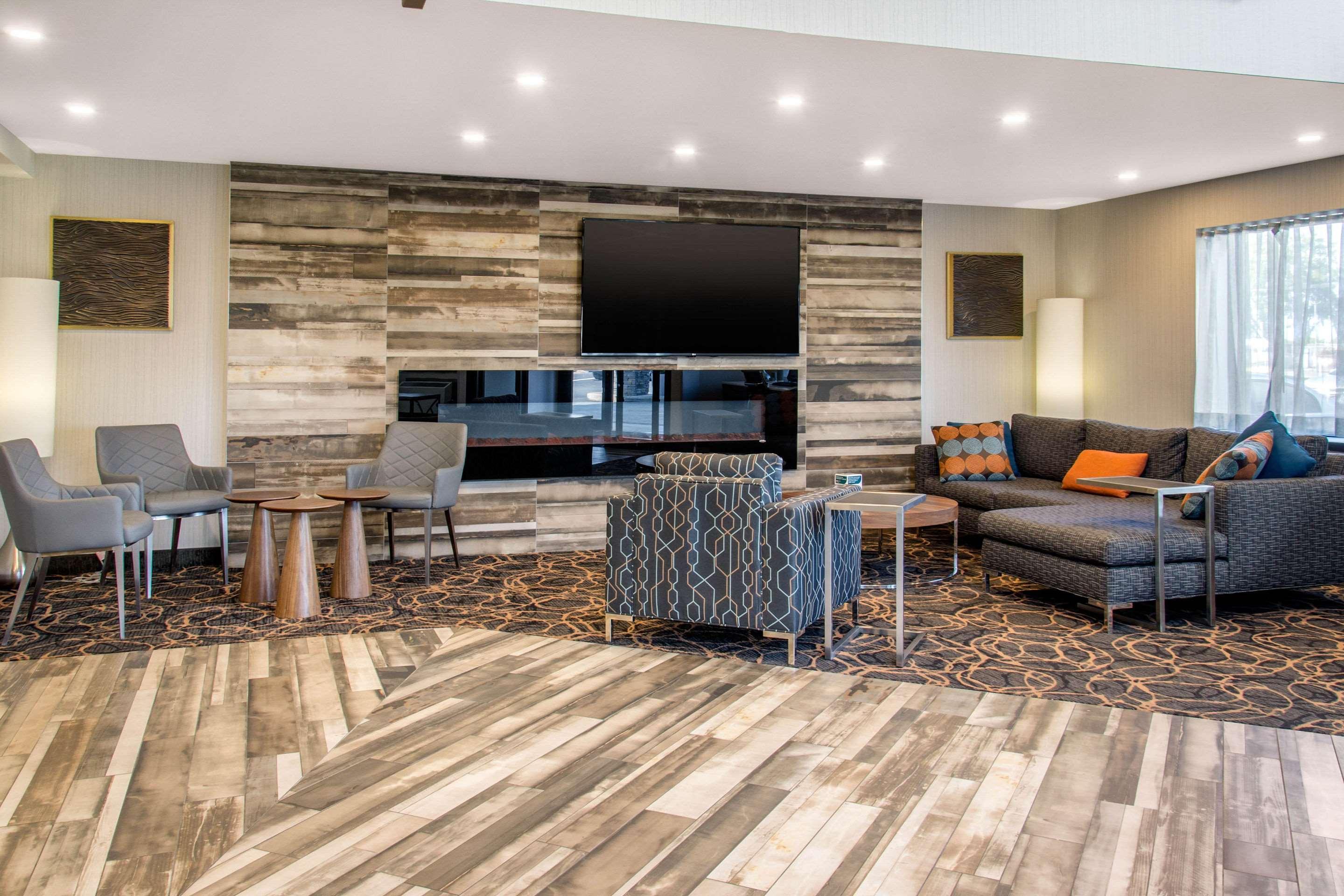 Comfort Inn Aeroport Dorval Dış mekan fotoğraf