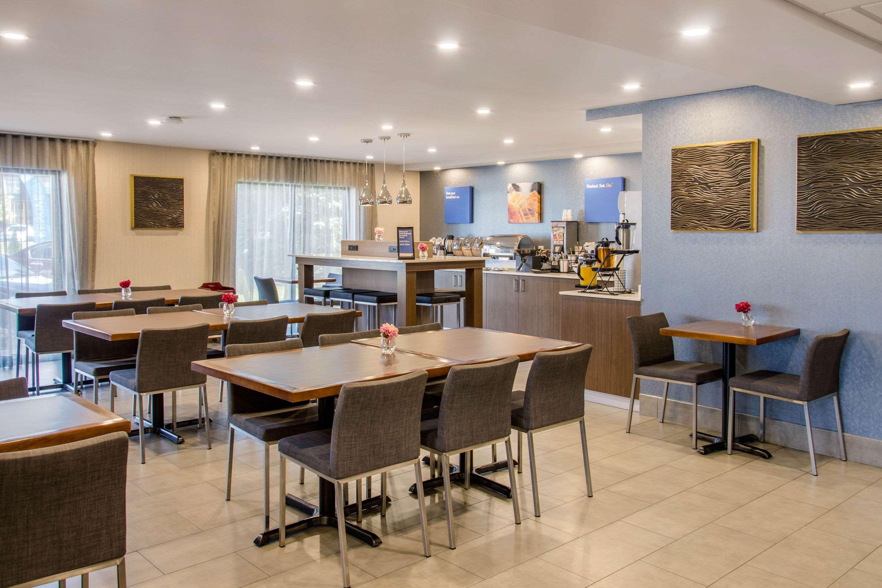 Comfort Inn Aeroport Dorval Dış mekan fotoğraf