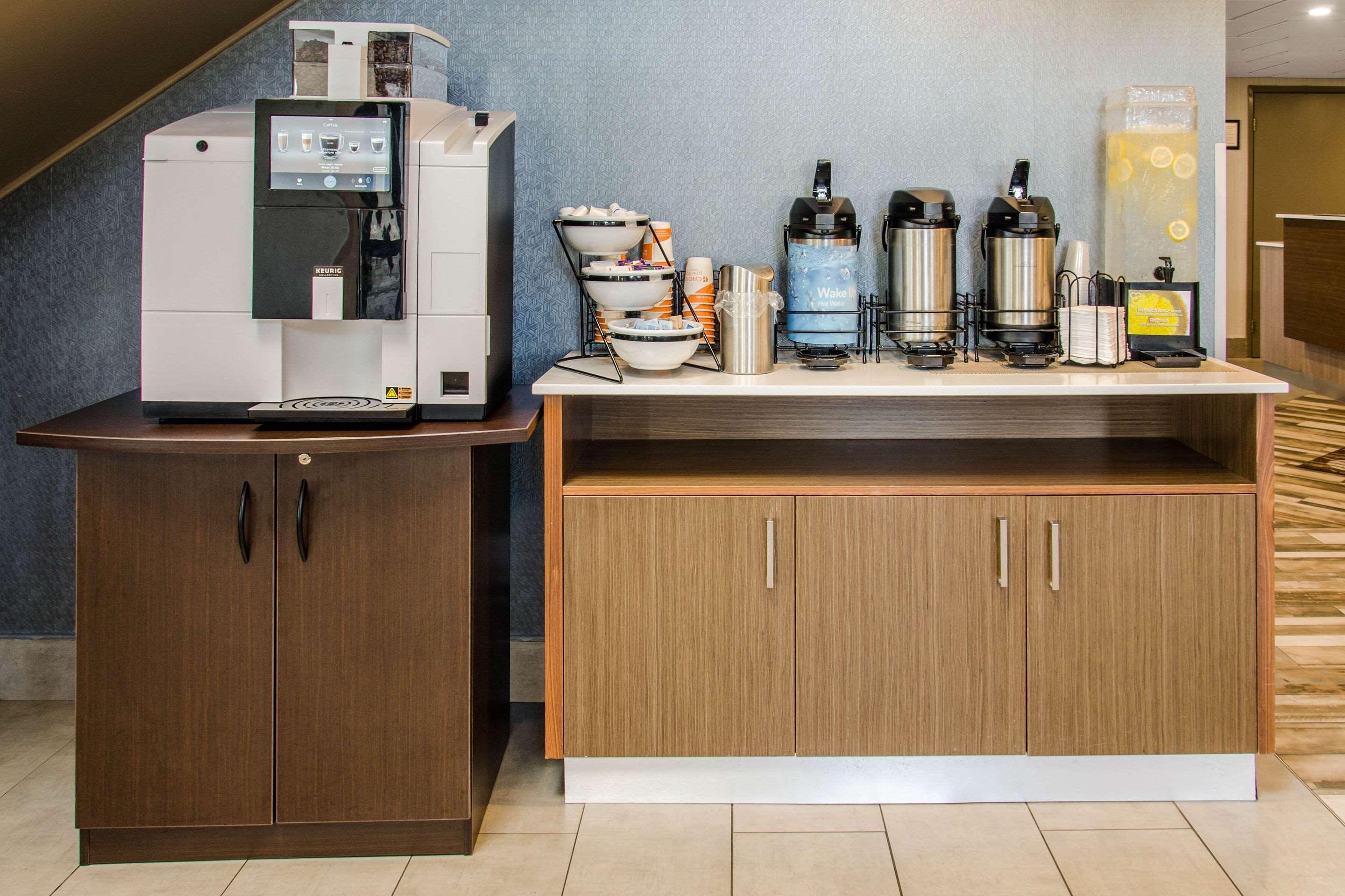 Comfort Inn Aeroport Dorval Dış mekan fotoğraf