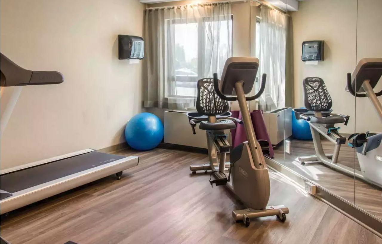 Comfort Inn Aeroport Dorval Dış mekan fotoğraf